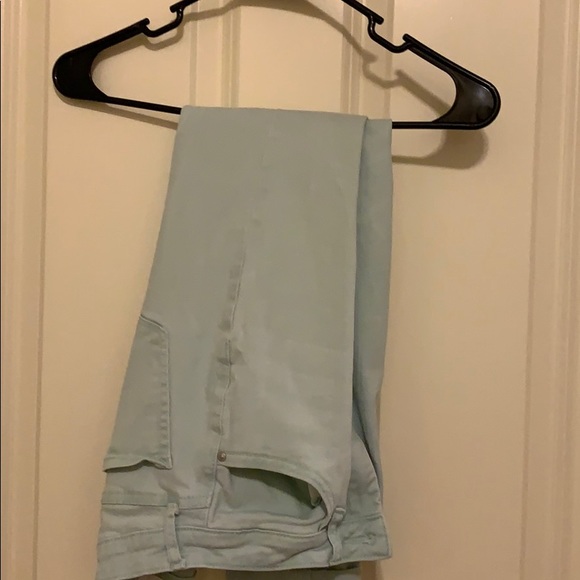 Jessica Simpson Jeans ..... Size 28 .....$55 - Picture 1 of 2